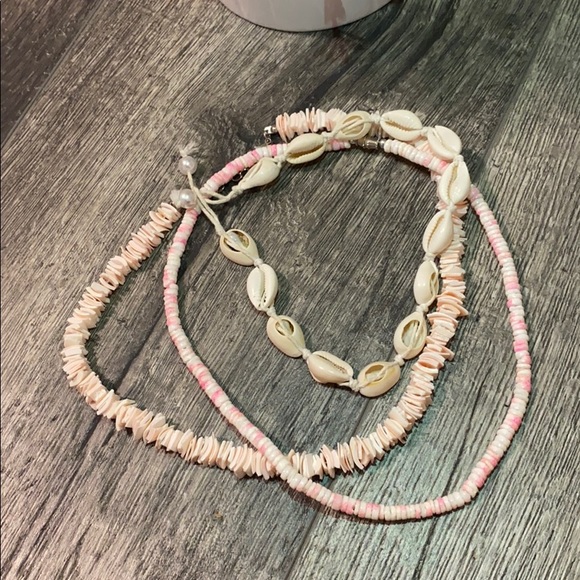 3 Shell Pooka Bead Necklaces💓🐚 - Picture 8 of 8